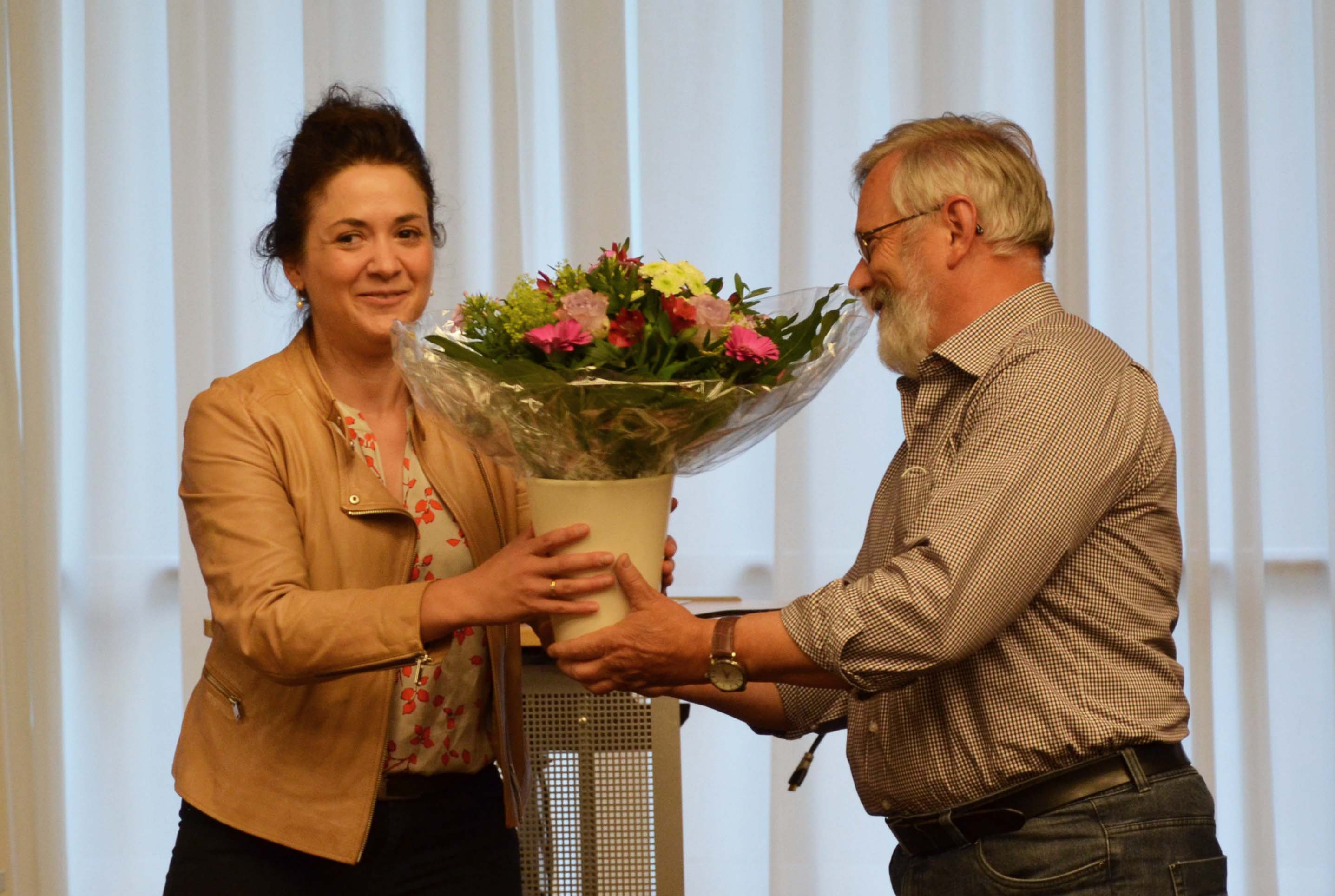 KV Bremen Blumen für die neue Präsidentin 