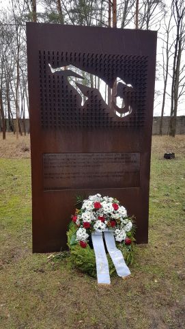 Kranzniederlegung Sachsenhausen 2019 Stele