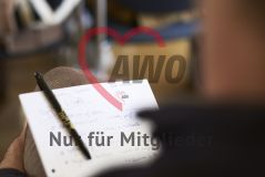 Schreibblock mit AWO Logo und Kugelschreiber
