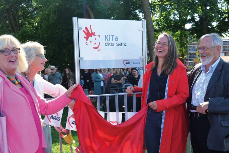 Die AWO auf einem Fest in Bremen in der Kita Olitta Seifriz.