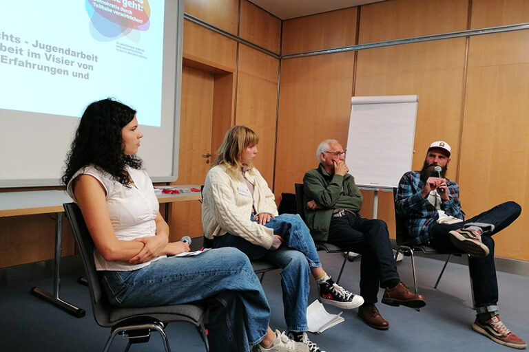 AWO-Veranstaltung auf dem DJHT: Jugendarbeit und Jugendverbandsarbeit im Visier von rechten Akteur*innen –Erfahrungen und Gegenstrategien