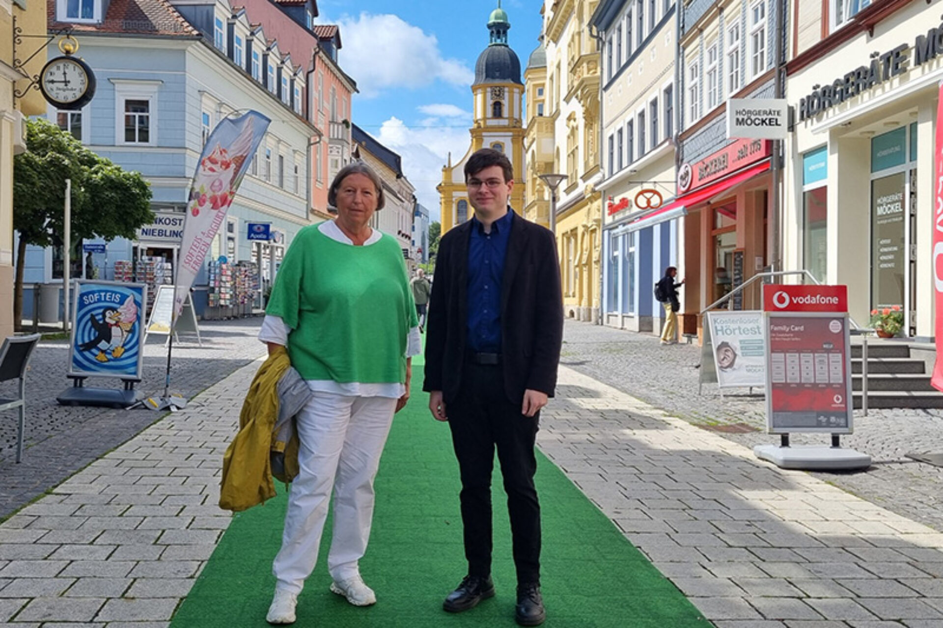 AWO-Präsidentin Kathrin Sonnenholzner besuchte im Rahmen der Sommertour das Jugendprojekt Schwarzatal und das Ortsjugendwerk Suhl.