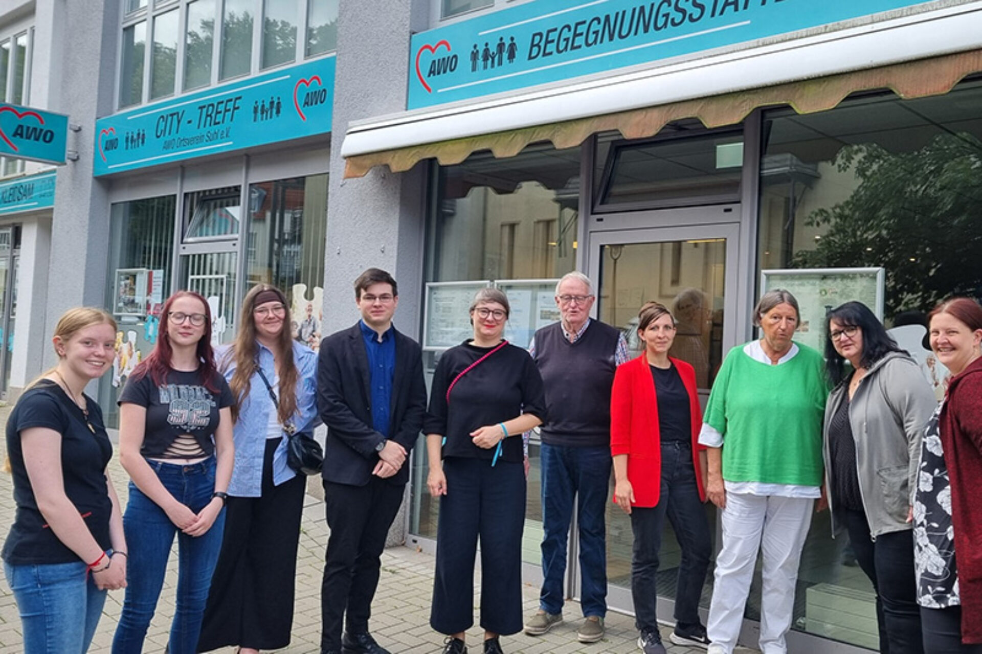 AWO-Präsidentin Kathrin Sonnenholzner besuchte im Rahmen der Sommertour das Jugendprojekt Schwarzatal und das Ortsjugendwerk Suhl.