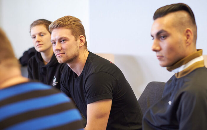 JMD Respekt Coaches - junge Menschen im Gespräch