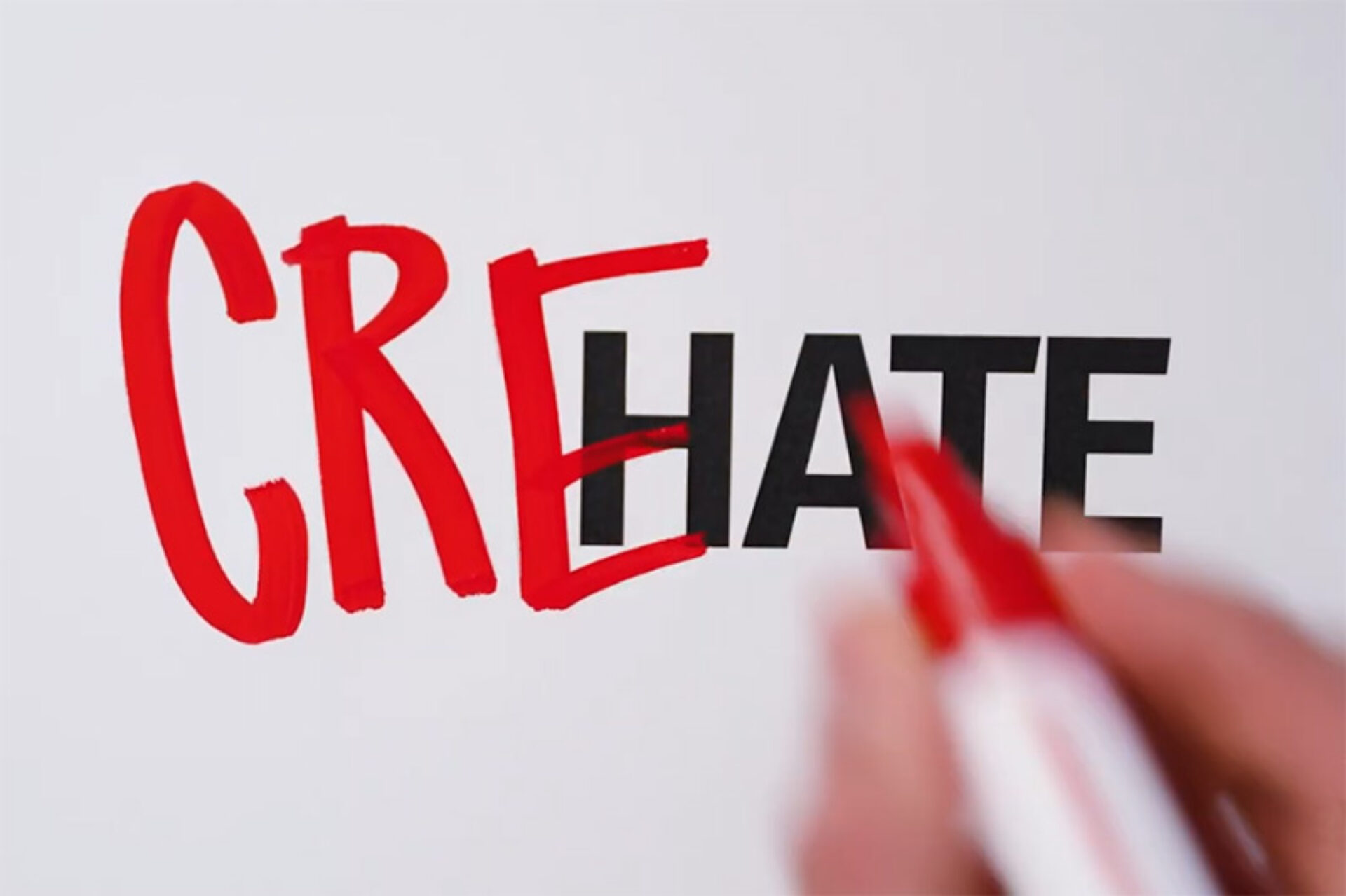Create statt hate - Visual der AWO-Kampagne Markier den Unterschied