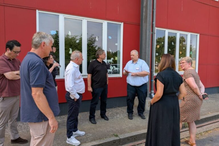 Sommertour der AWO-Präseident*innen: Besuch AWO Lernbauernhof Duisburg