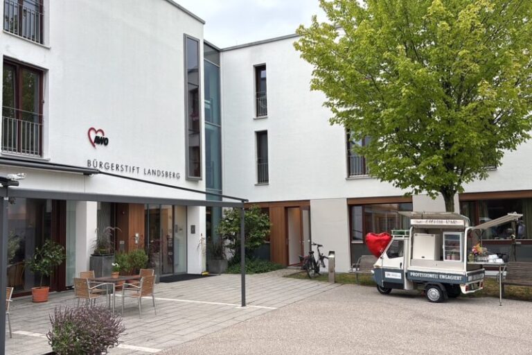 Sommertour der AWO-Präseident*innen: Besuch der AWO Landsberg