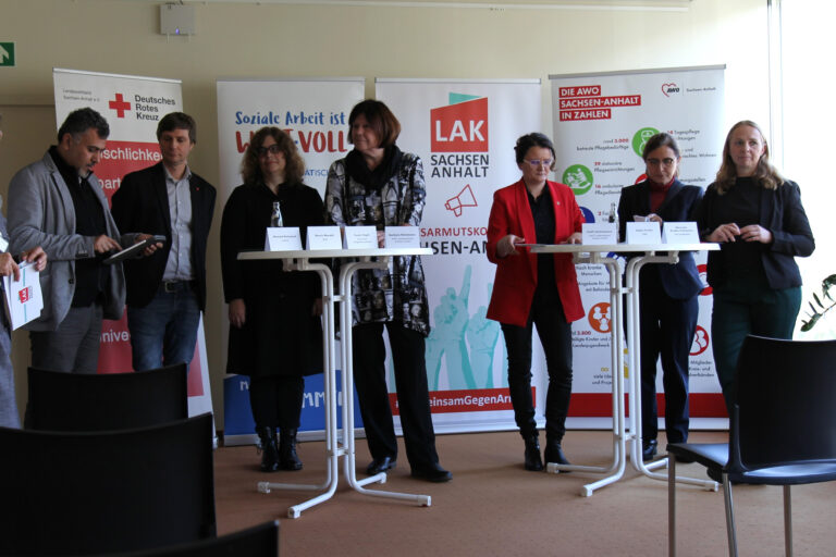 Sprecher*innen-Rat und Orga-Team der Gründungsveranstaltung
